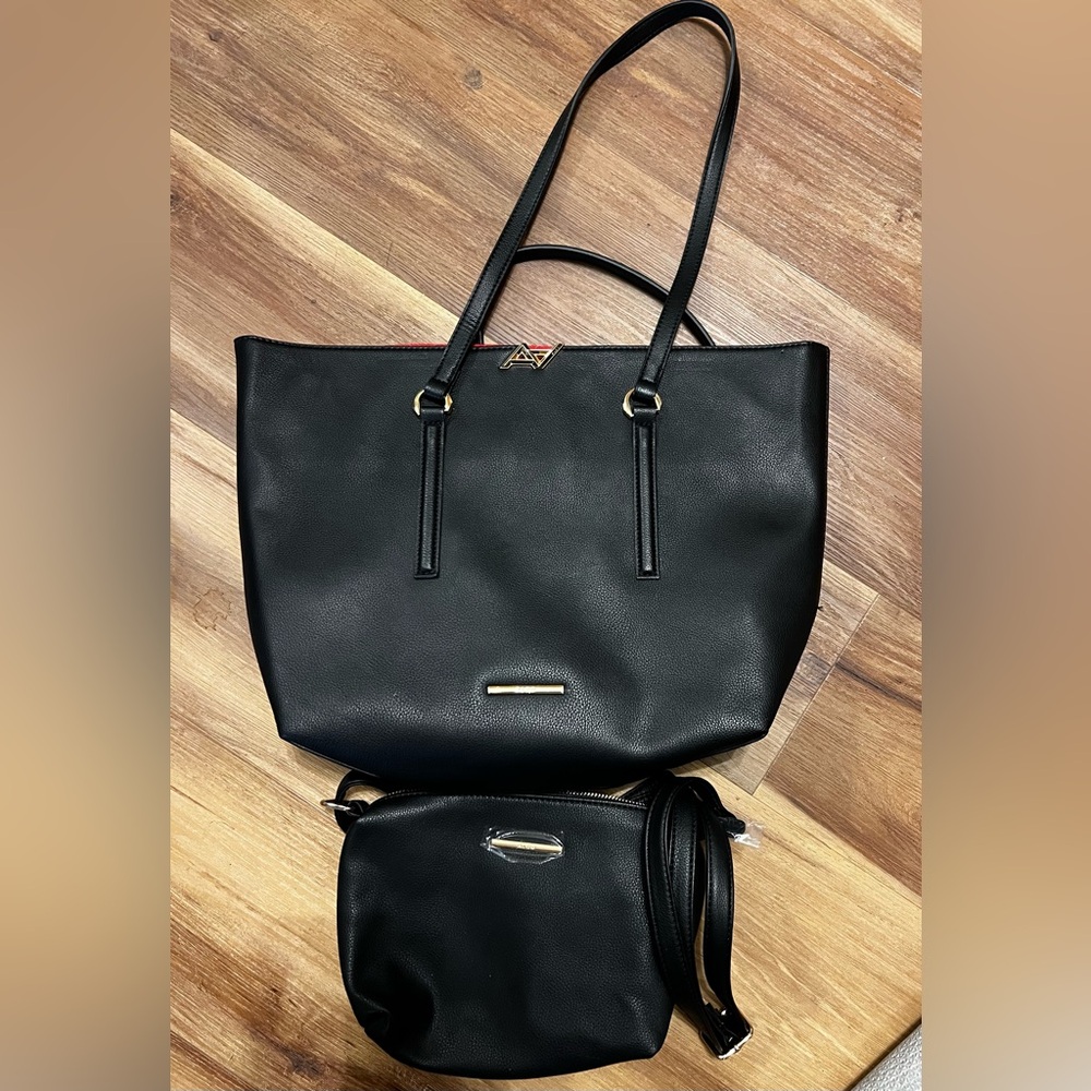 Aldo black Tote Bag with small crossbody.Gold Accents - Stylish Everyday Handbag